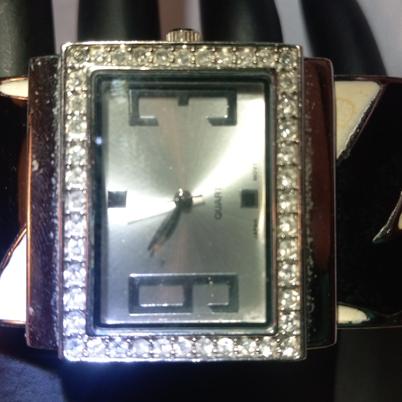 Retro geometric watch - Picture 2 of 2
